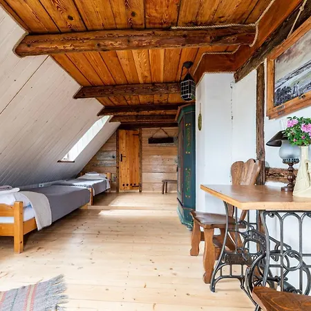 Dom Pod Mandragora ゲストハウス