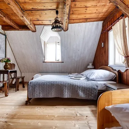 ゲストハウス Dom Pod Mandragora 3*